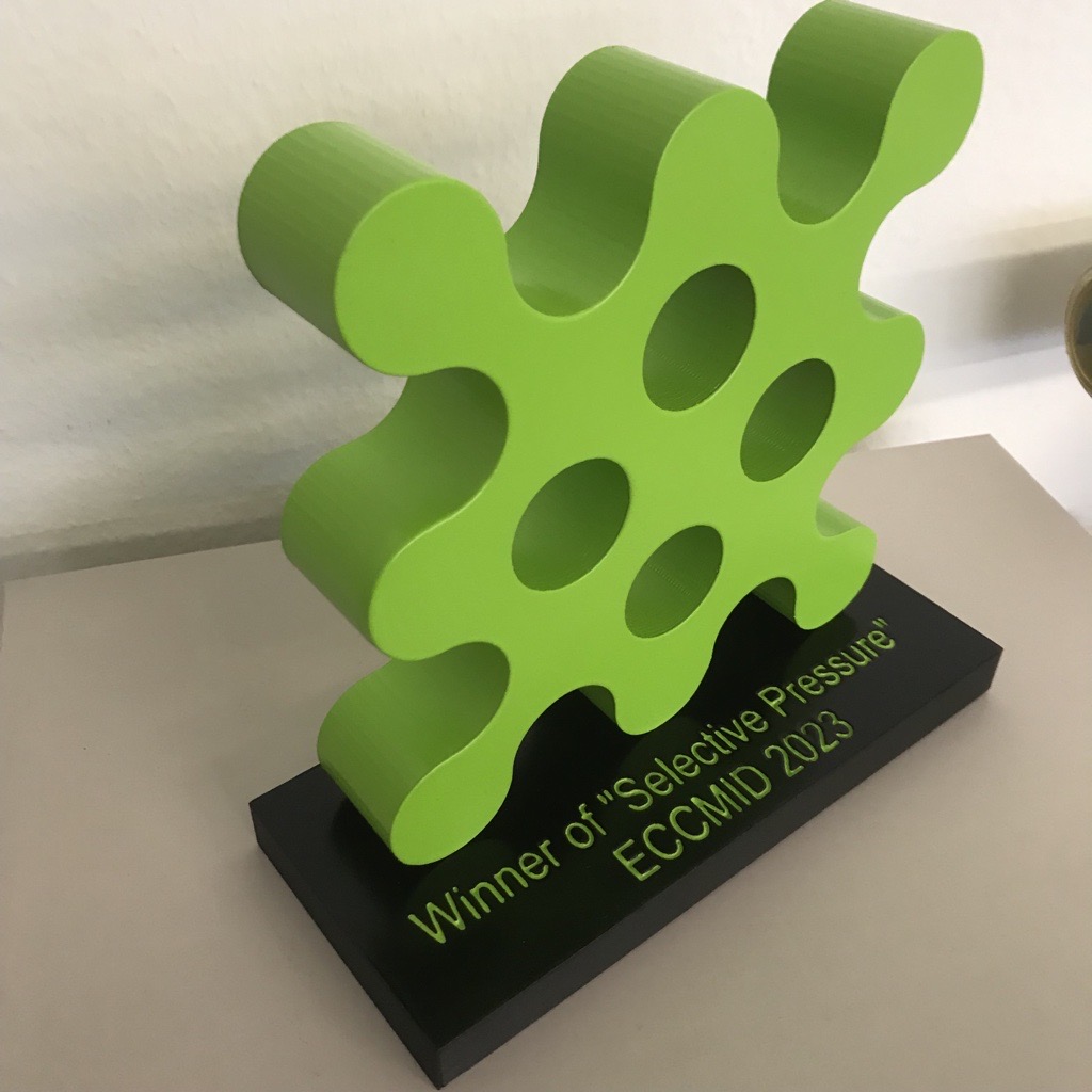 ESCMID's tweet photo. This the last week for signing up to win the #SelectivePressure Quiz Show taking place at #ECCMID2023!

Be sure to sign up your team of four to take part during the congress and show off your CM/ID knowledge!
Learn more and register here: https://t.co/lq3KsMIwAL https://t.co/uLpvbZZPQL