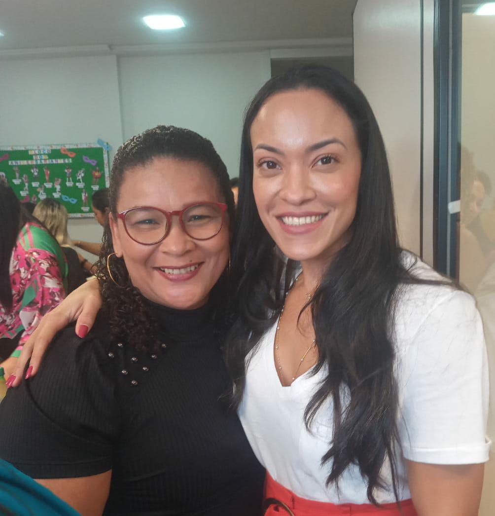 Dia Internacional da Mulher 
Homenagem a todas as Mulheres 
Secretária da SEMAS e 1° Dama de Macapá <a href="/rayssa_furlan/">Rayssa Furlan</a>