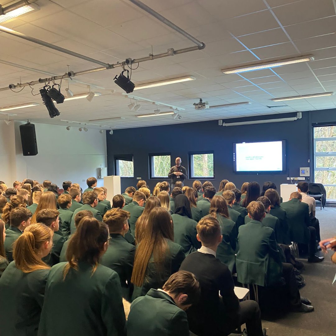 Uniform Valley Park School