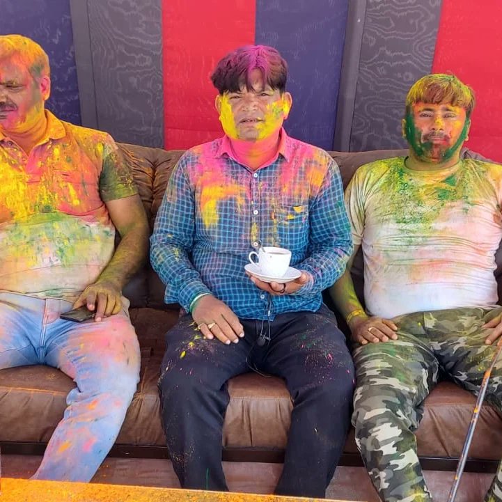 RTamlor's tweet photo. सनातनी संस्कृति का महापर्व ह��ली का त्यौहार हमारे देश की सुरक्षा में 24 घण्टे मुस्तेद रहने वाले बीएसएफ के वीर जाबांजों के साथ मनाया ।।
@BSF_Gujarat @BSF_India @Madan3971 @yogirathore67 @neeraj_rajput @FortBarmer @BmrAshok @thar_veer https://t.co/kMEgKTXDi0