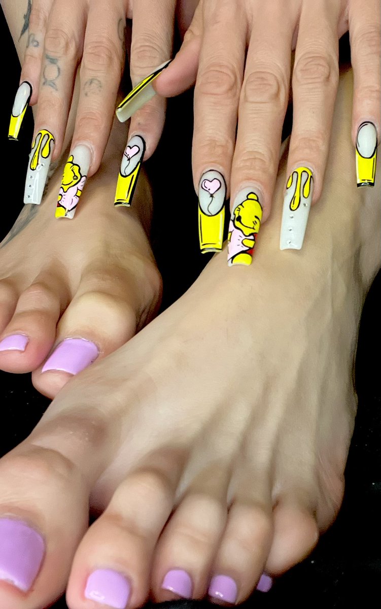 Sheezy Benz’s pics and videos