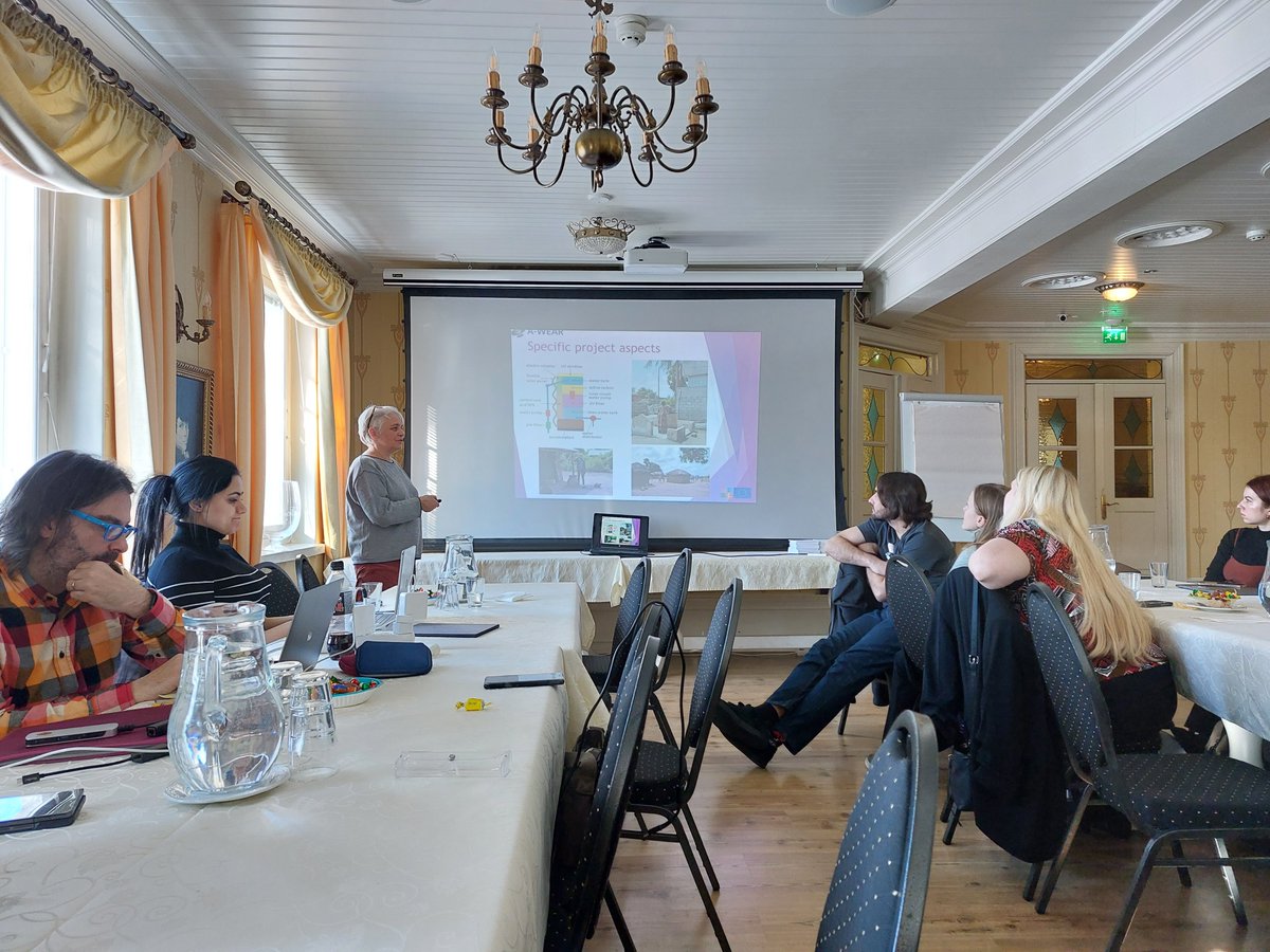 Simona Lohan (@simonalohan) on Twitter photo Our #CITST collaborator talking, among others, about
<a href="/LEDSOL_project/">LEDSOL Project</a> at the @A_WEAR_Project
in-person event on soft skills at <a href="/ITC_TampereUni/">Informaatioteknologian ja viestinnän tiedekunta</a> Our #CITST collaborator talking, among others, about
<a href="/LEDSOL_project/">LEDSOL Project</a> at the @A_WEAR_Project
in-person event on soft skills at <a href="/ITC_TampereUni/">Informaatioteknologian ja viestinnän tiedekunta</a>