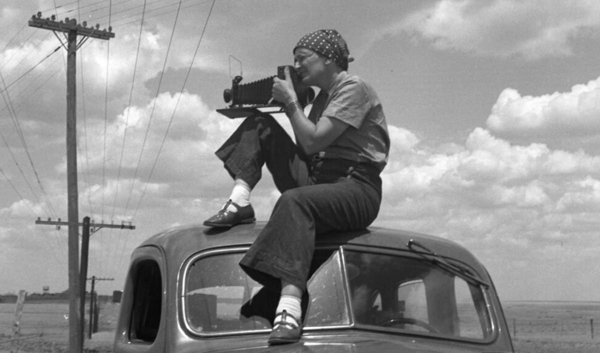 pbportrait's tweet photo. So many great female photographers to celebrate on International Women's Day. Dorothea Lange's documentary photography stands the test of time
https://t.co/VTC2W2zH2U
#documentaryphotography #womensportraits https://t.co/4gXk19v53I