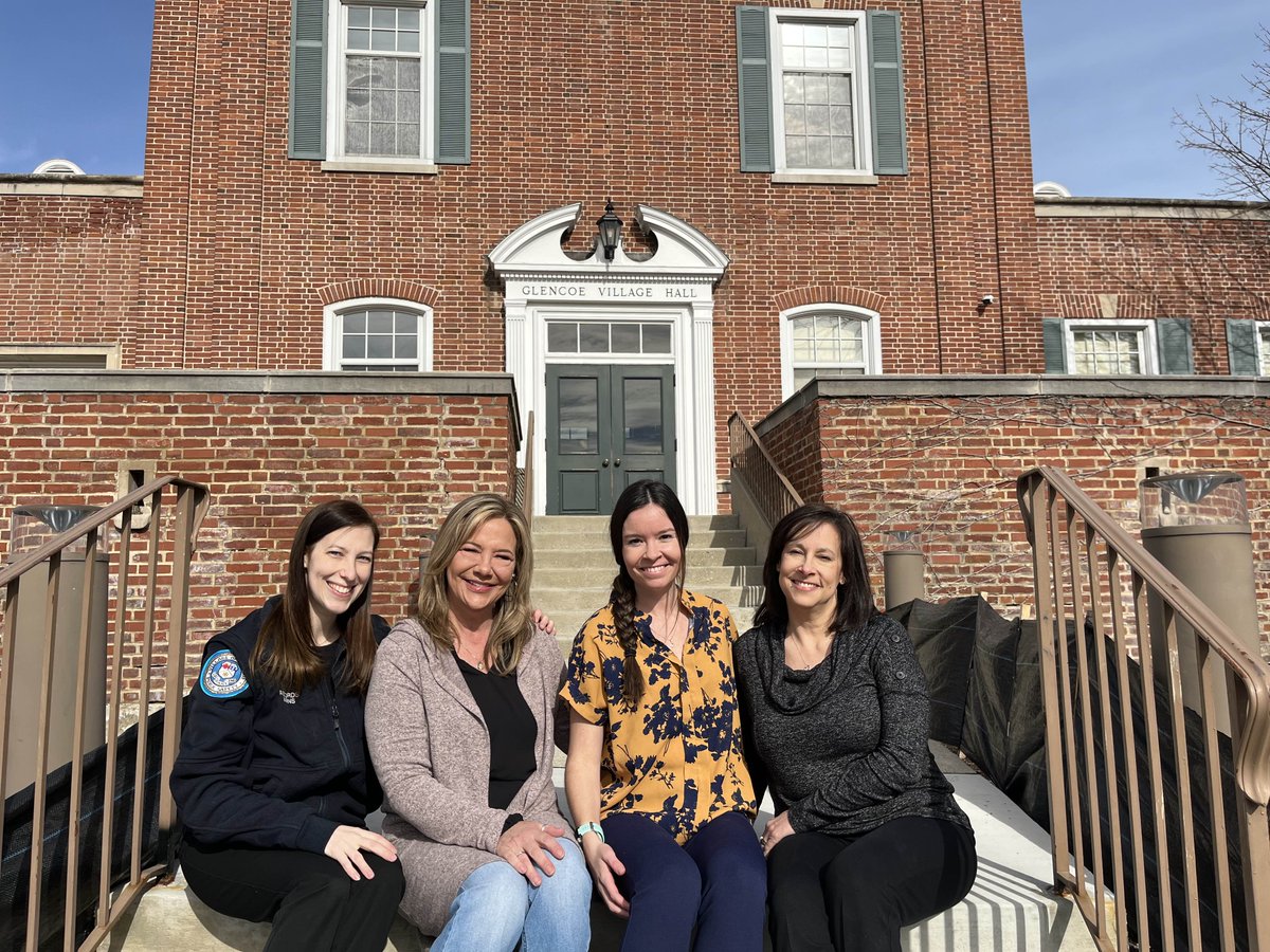 GlencoePS's tweet photo. Today, Glencoe Public Safety recognizes International Women's Day! Public Safety is made up of five female civilian staff members and two female sworn Public Safety Officers.
#PublicSafety #GlencoeIL #InternationalWomensDay https://t.co/jmkoTefcsL