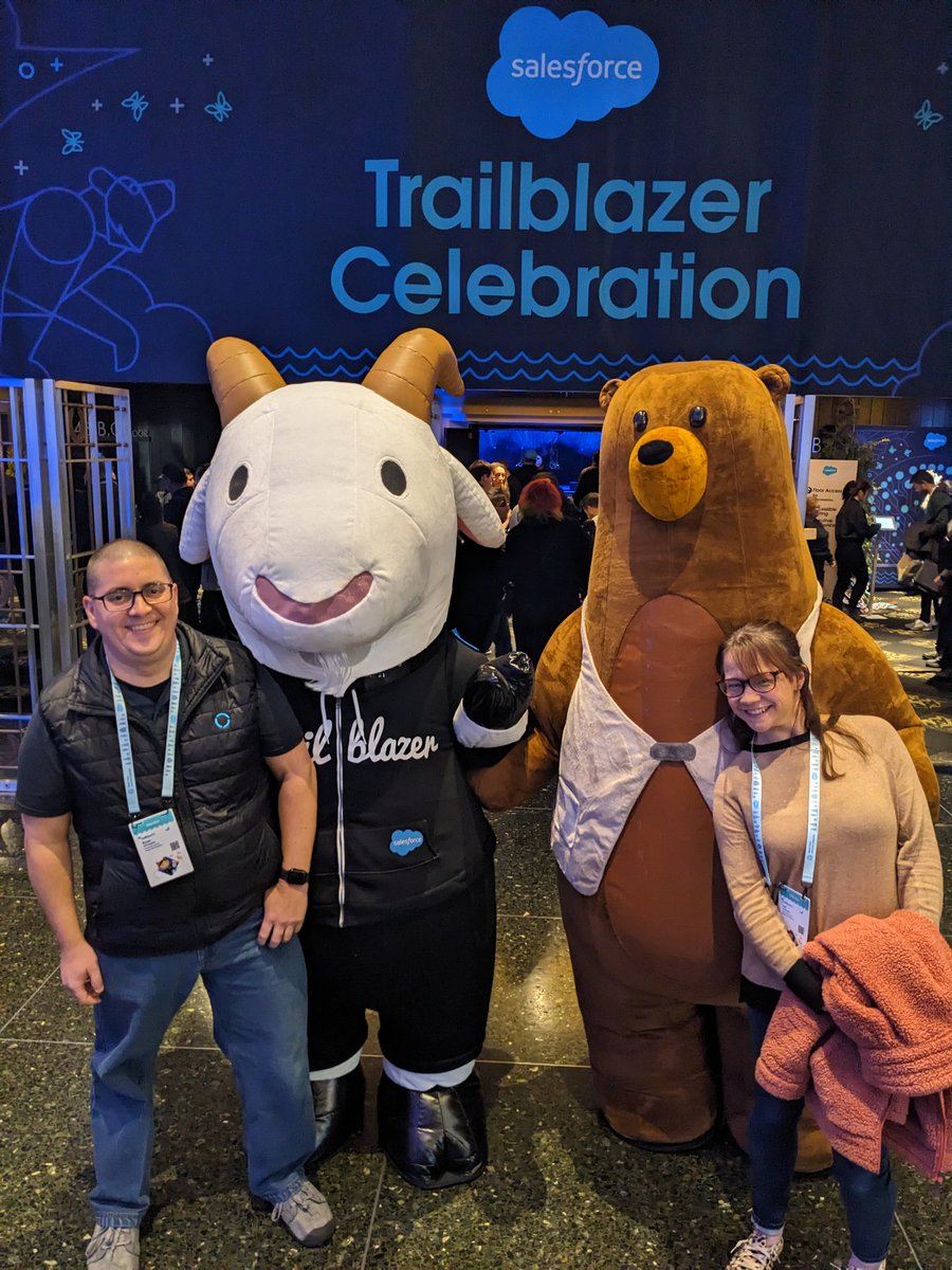 CallMeLT's tweet image. Did we meet Cloudy - the GOAT? Yes! At last night's celebration! 🐐🎉 #AwesomeAdmin #TDX23 #sweepstakes #salesforcenewbie @SalesforceAdmns