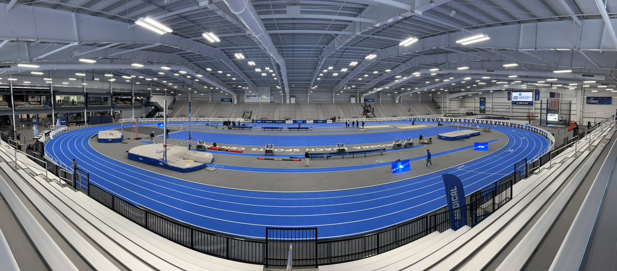 GorillasTrack's tweet photo. We. Have. Arrived. 🔥
#NCAAD2ITFChampionships https://t.co/C4DCaTzHDf