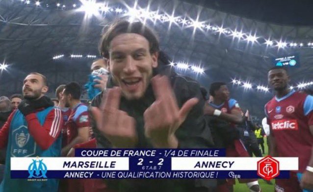 mbappegoat10's tweet photo. @nkwrbzczhv @ChloGillet @CanalSupporters Ptdr mais ferme ta geule https://t.co/A2HRpVB4OI