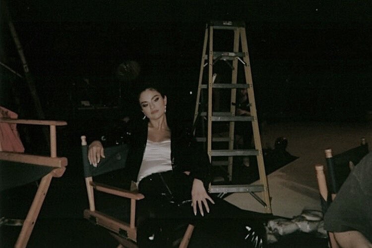 ⠀
⠀⠀⠀ ⠀⠀⠀  ( 🖤 )  @  leia posted 
⠀⠀⠀ ⠀⠀     guess  who's  back  :)
                     tell a friend.  —  soon 
⠀