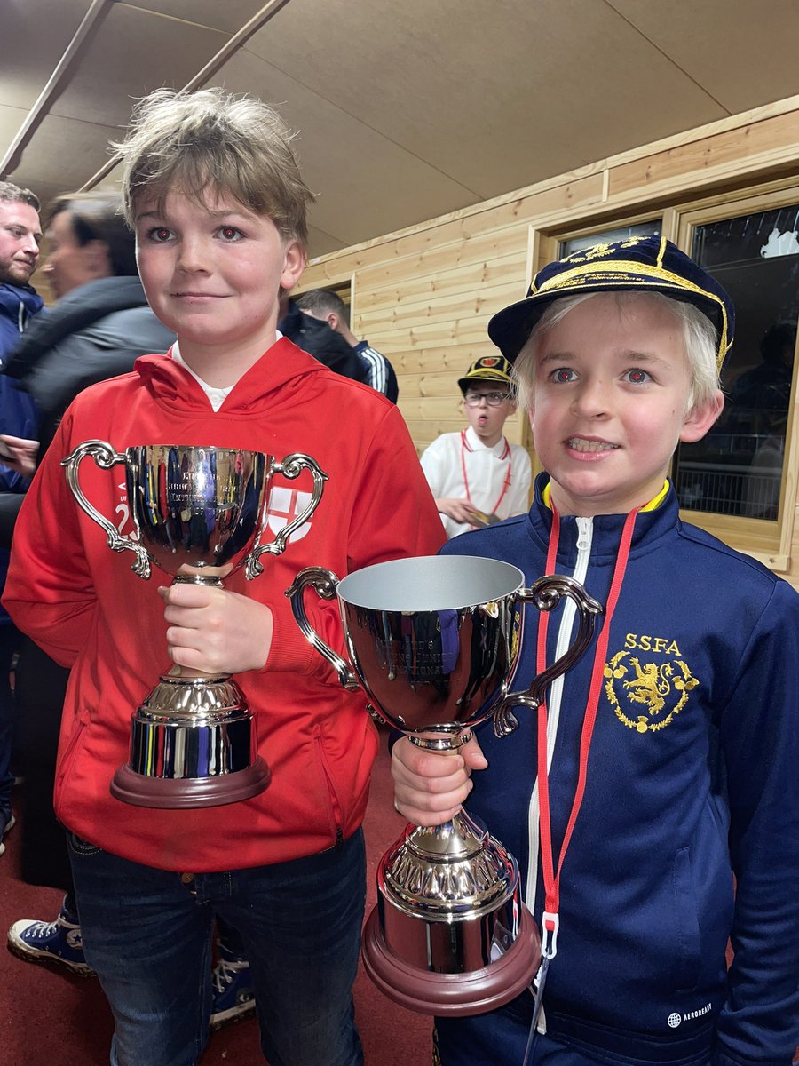 fernreaderX's tweet image. Gary took part in the Scottish showmen’s international football match against England under 12s, they didn’t win but Gary got picked for the man of the match by the England team! Super proud of this boy away to Leicester and showed them his talents 🏴󠁧󠁢󠁳󠁣󠁴󠁿❤️🏆 @StMonicaMilton