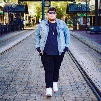 ArenaTVOfficial's tweet photo. 🎉🫘New Baked Bean Stream coming in hot!

@dangitbrady is cracked at Fortnite, friendship, and finding what makes his community smile.

If you are looking for some wholesome content and conversation check out his stream today at 2pm CST. 🧵

https://t.co/IAPw8BApZJ https://t.co/5Q7vBPGZk1