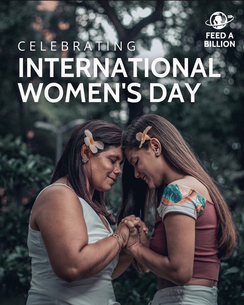 nic_f_roberts's tweet photo. We have to Nourish girls to help them Flourish 💙👧🏽

Happy #InternationalWomensDay!

Celebrating girls &amp; women around the world means fighting for equitable opportunities &amp; ensuring they have the nutrition to thrive.

#FeedABillion #foodsecurity #PowerOfAWellFedGirl https://t.co/Vk1fCgiBJm