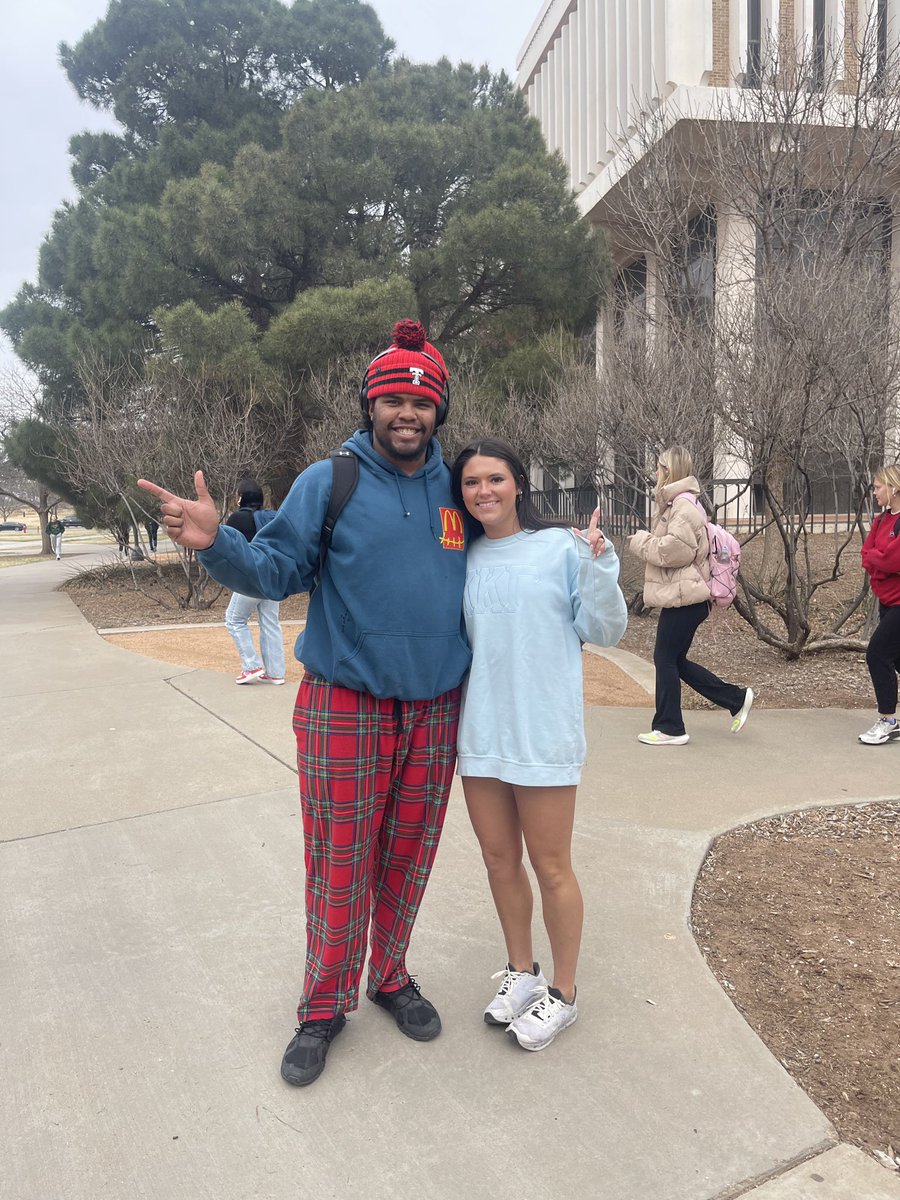 SlimeSzn (@ttuslimeszn) on Twitter photo #SlimeSzn chilling with the #Greeks #fun #lit #money #WreckEm #SlimeSzn chilling with the #Greeks #fun #lit #money #WreckEm
