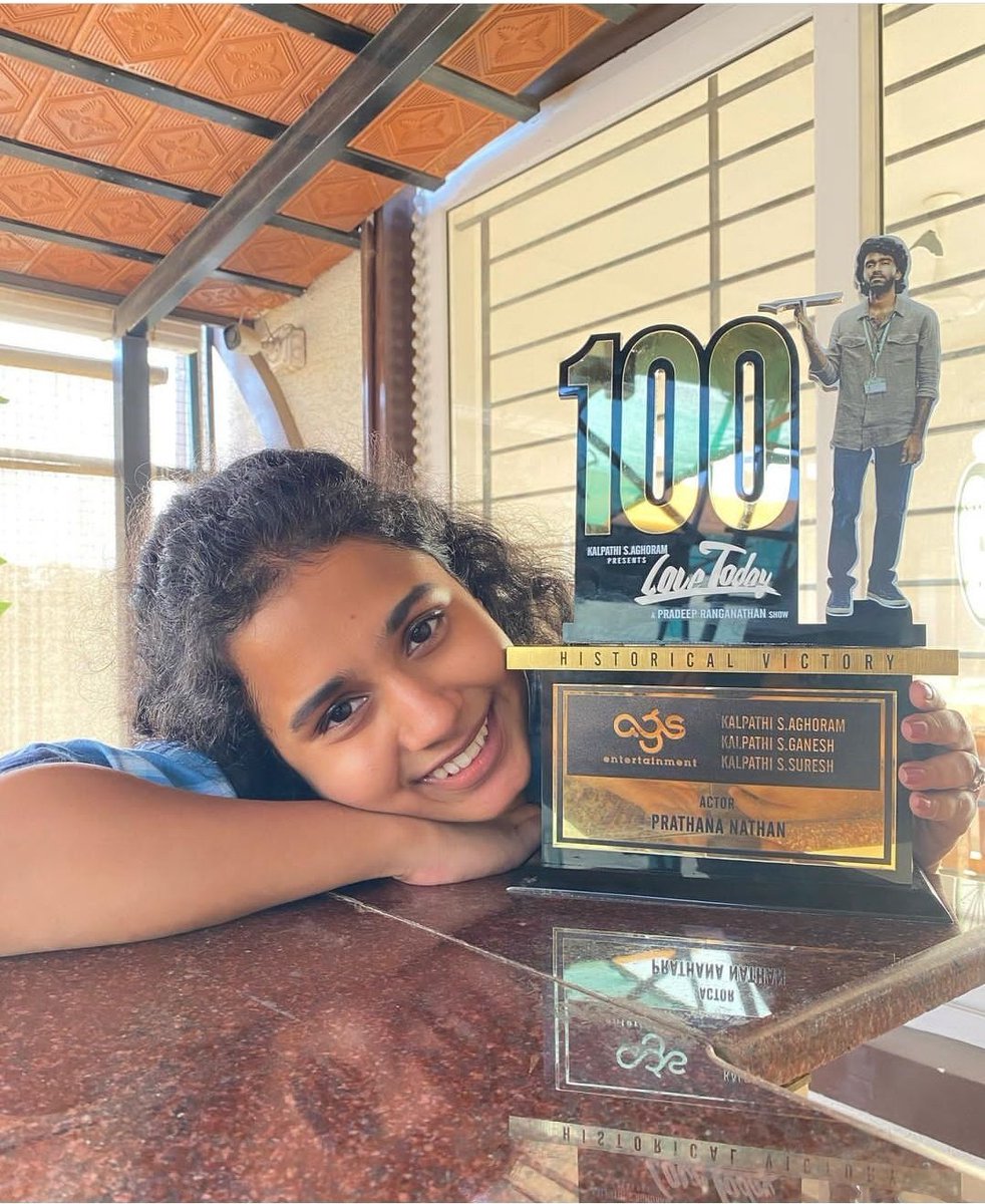 #LoveToday 100th day photos😍💞
Feeling grateful.