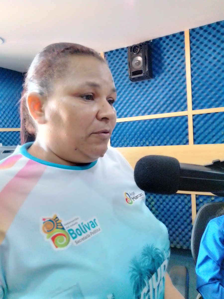 #8Mar ||• Las mujeres de #Bolívar empoderadas en el primer programa de #VozParlamentaria

#RenacerLegislativo
#ChavezFeminista 
<a href="/Yusleibypsuv/">Yusleiby Ramirez</a> 
<a href="/DulceguarnizoC1/">@LegDulceguarnizo</a> 
#ElizabethConejero