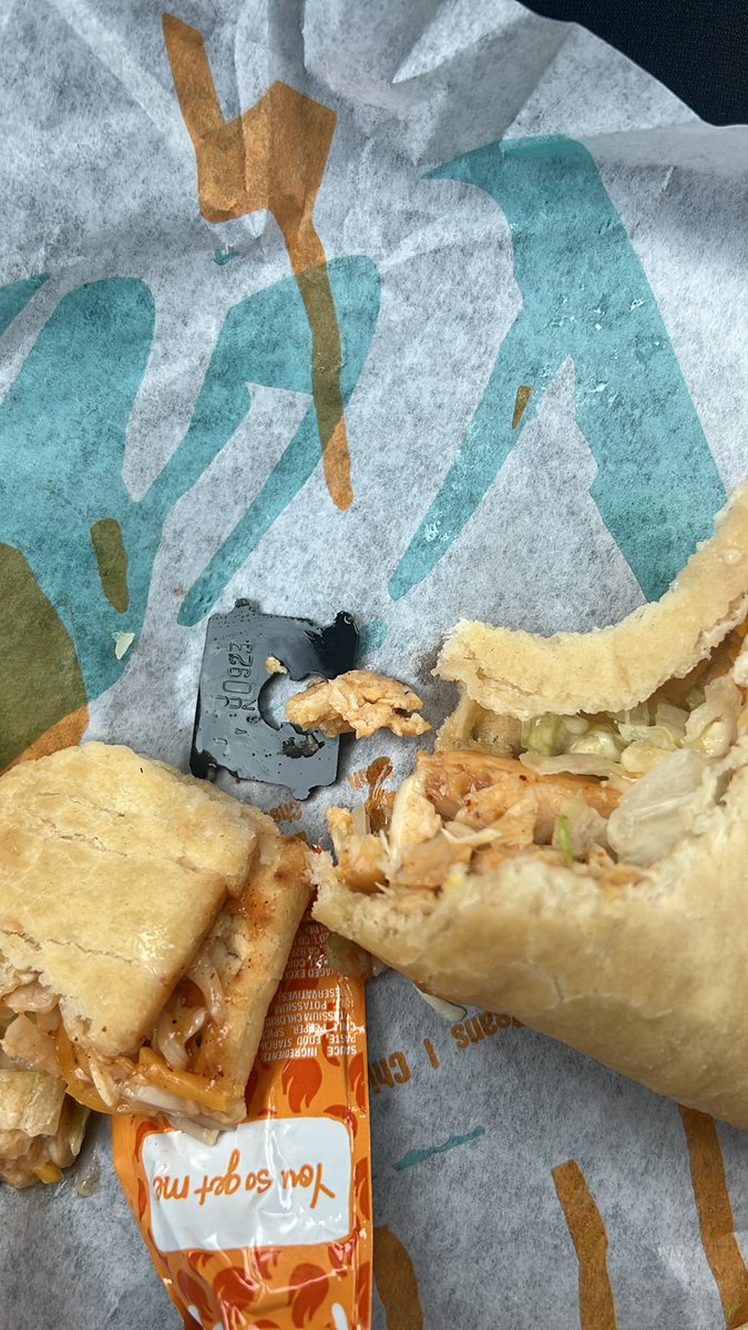 DuB55's tweet photo. I guess @tacobell in Murphysboro, Illinois has added a little extra to their Chalupa’s. https://t.co/5J7Z949VHN