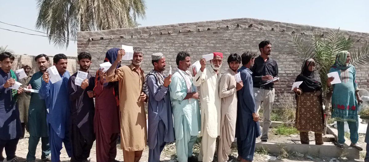 ShifaWelfare's tweet photo. SHIFA & TVO Team Successfully distributed 211 Shelter Material, Life saving items and Hygiene kits among flood affected communities of District Qambar Shadadkot Sindh with the support of #ConcernWorldwide #USAID #BHA #SHIFA #SDGs2030 #ConcernWW #TVO #floodresponse202 https://t.co/ErzbbhGv1E