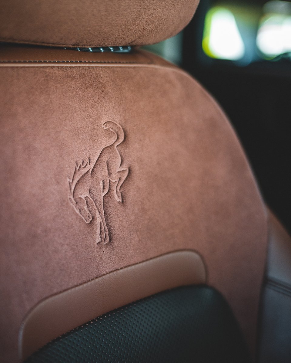 Details, details. 🔎

#FordBronco #BroncoNation #4x4OffRoad #OffRoadVehicle #DetailShot #VehicleInterior #Ford #NewBronco