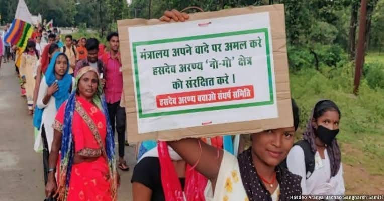 sandesh's tweet photo. #सीपीआर के विदेशी योगदान अधिनियम (एफसीआरए) लाइसेंस को निरस्त कर दिया गया हैं और साथ आयकर विभाग द्वारा संगठन को कारण बताओ नोटिस..
Home ministry order cancelling the FCRA license of #CPR followed a show-cause notice..
.
https://t.co/kpKiJFpaZc
.
#CentreforPolicyResearch @AICCMedia https://t.co/51Wus24cAJ