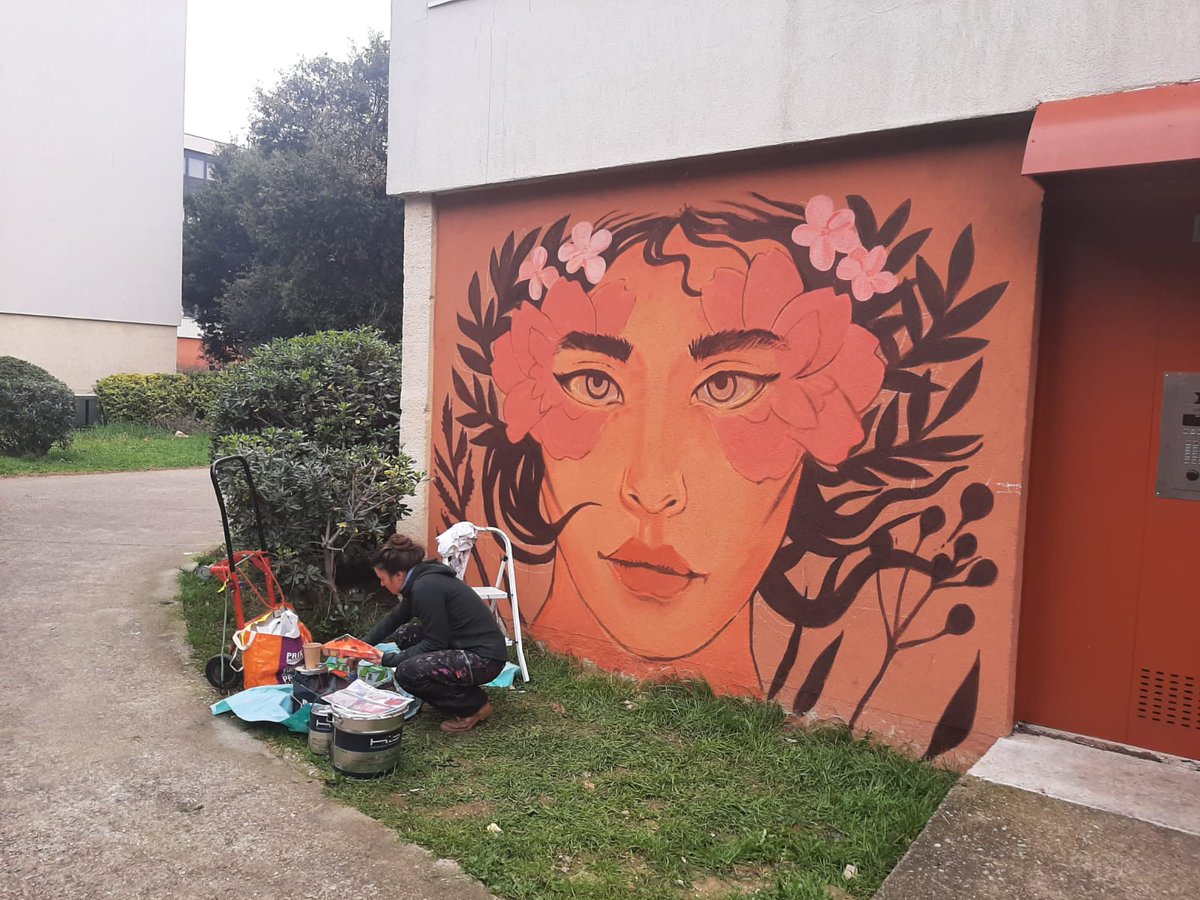 IpeiccP's tweet photo. Fin de cette aventure dédiée à la #journeeinternationaledesdroitsdesfemmes ! Merci aux artistes, aux jeunes Allemands Polonais et Français de @ofaj_dfjw et surtt aux soutiens des #habitants qui par leurs sourires et leur participation ont montré une vive adhésion au projet! https://t.co/WhplOCtc5e