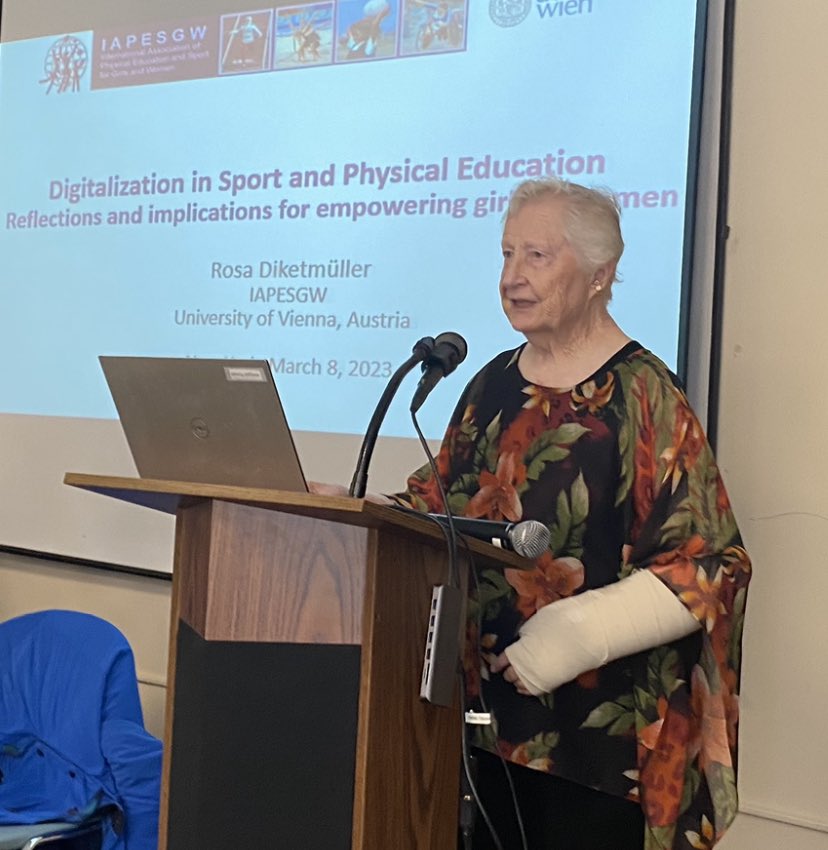 .<a href="/UN_CSW/">United Nations CSW</a> parallel event panel EMCEE Dr. Carole Oglesby (&amp; <a href="/WomenSportIntl/">WomenSport International</a> former president and Board Director- Emeritus) moderates women sport panel on this special #InternationalWomenDay #IWD2023 #digitaltechnology