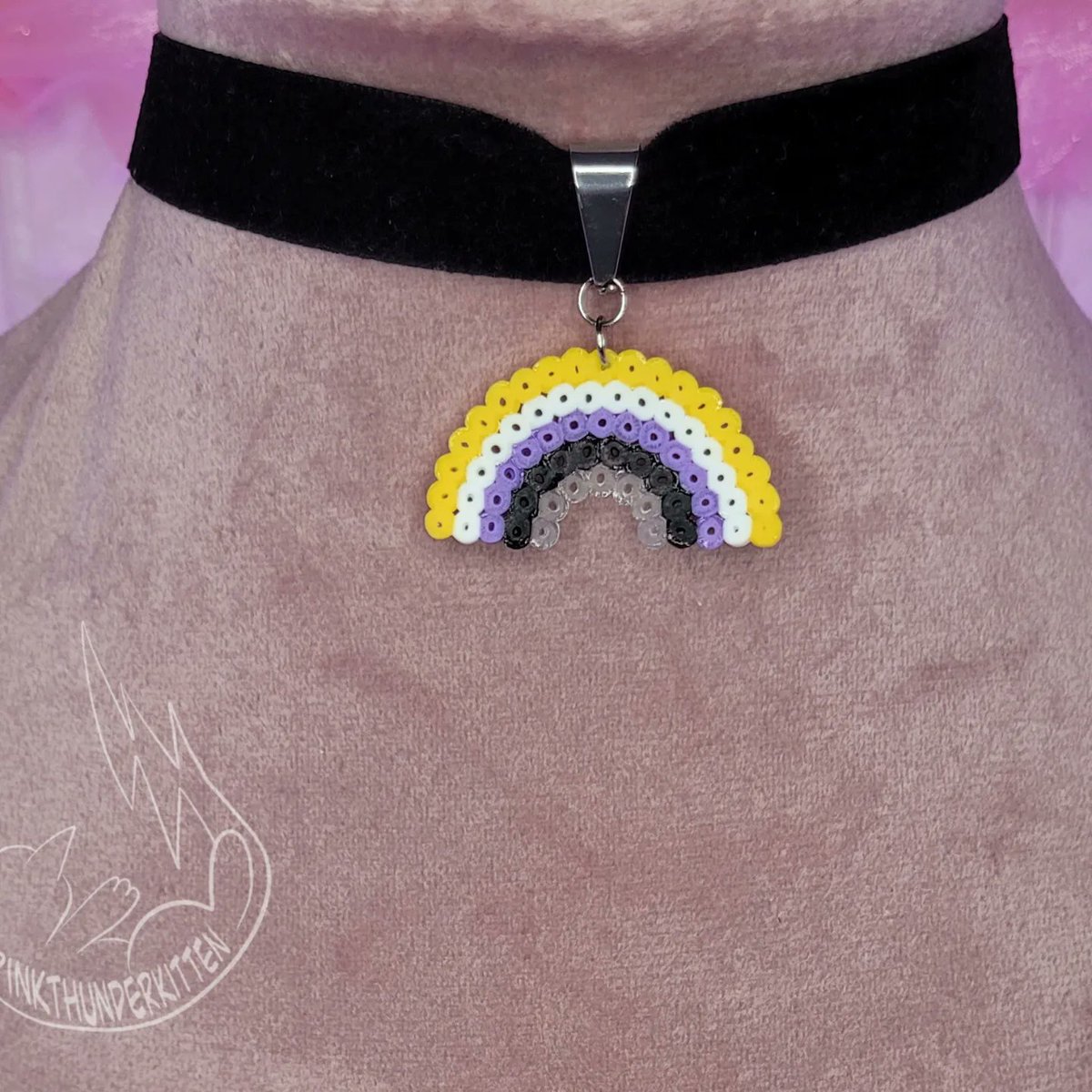 etsy.com/nl/listing/139…

Now available!

#lgbtqplus #lgbtq #jewelry #trans #nonbinary #etsy #handmade #handmadejewerly