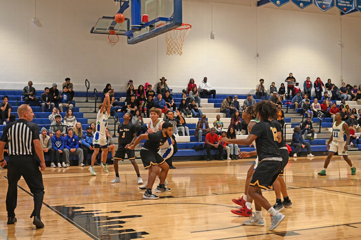 DCNLBlazers's tweet photo. Watch the @NJCAABasketball DIII Selection Show on the #NJCAANetwork today to find out @northlakembb’s path to defend its national title.

⏰ 1 p.m. CT
📺 https://t.co/j9bJOhQvs6

#NJCAABasketball | #NorthLakeBlazers https://t.co/PP2Km6uqdV