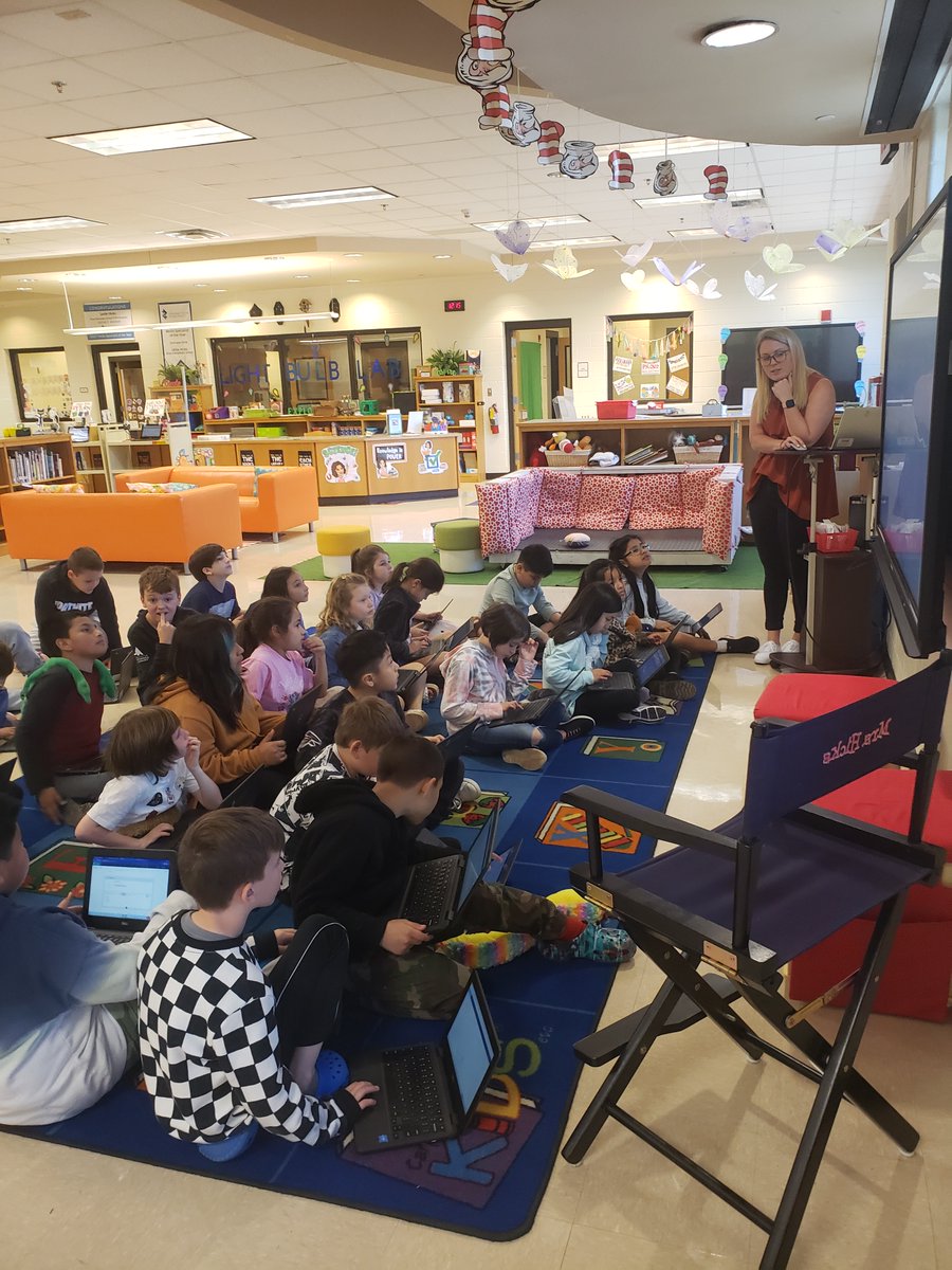 Thank you to Ms. Hagood for working with our 3rd grade students to become Microsoft Kids Certified! <a href="/HensleeKendall/">Kendall Maurer</a> <a href="/MicrosoftEDU/">Microsoft Education</a> <a href="/ITSCCSD/">Instructional Technology Cherokee County Schools</a> <a href="/CcsdMedia/">MediaCCSD</a>