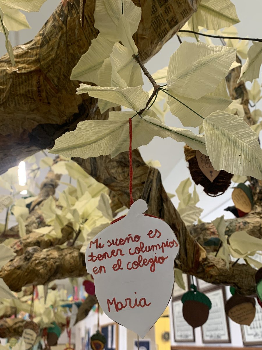 El “árbol de los deseos” del C.E.I.P. “Virgen de Luna” de Villanueva de Córdoba.