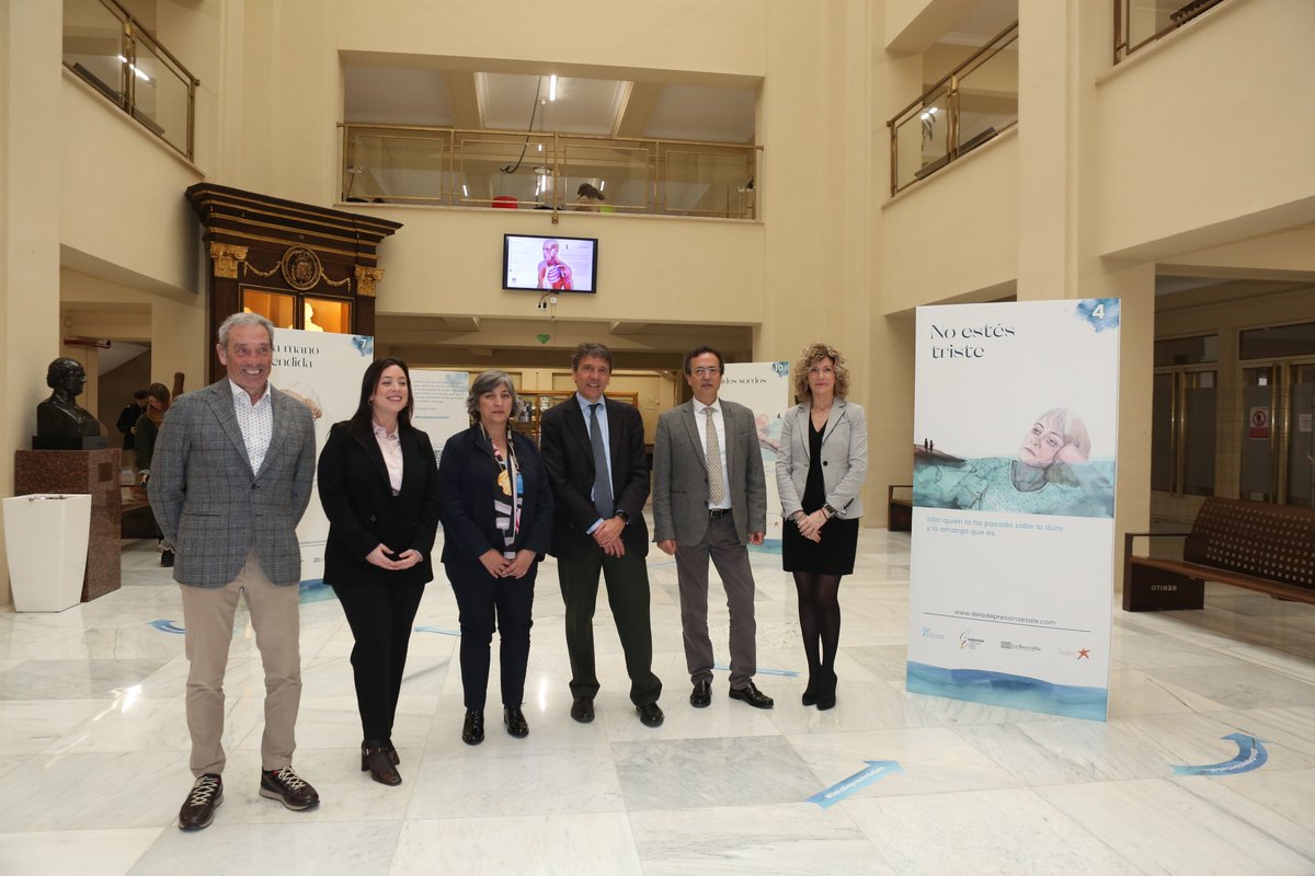 Inauguramos la exposición presencial de La Travesia de Elena en la Facultad de Medicina de la Universidad Complutense de Madrid.

Puedes vivir la experiencia hasta el 16 de marzo o entrando en👉 deladepresionsesale.com