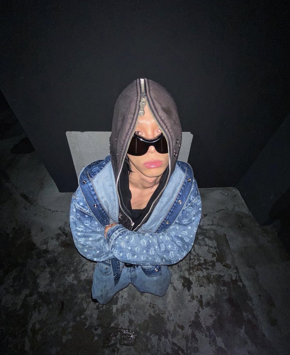 not so hourly minsik tweet media