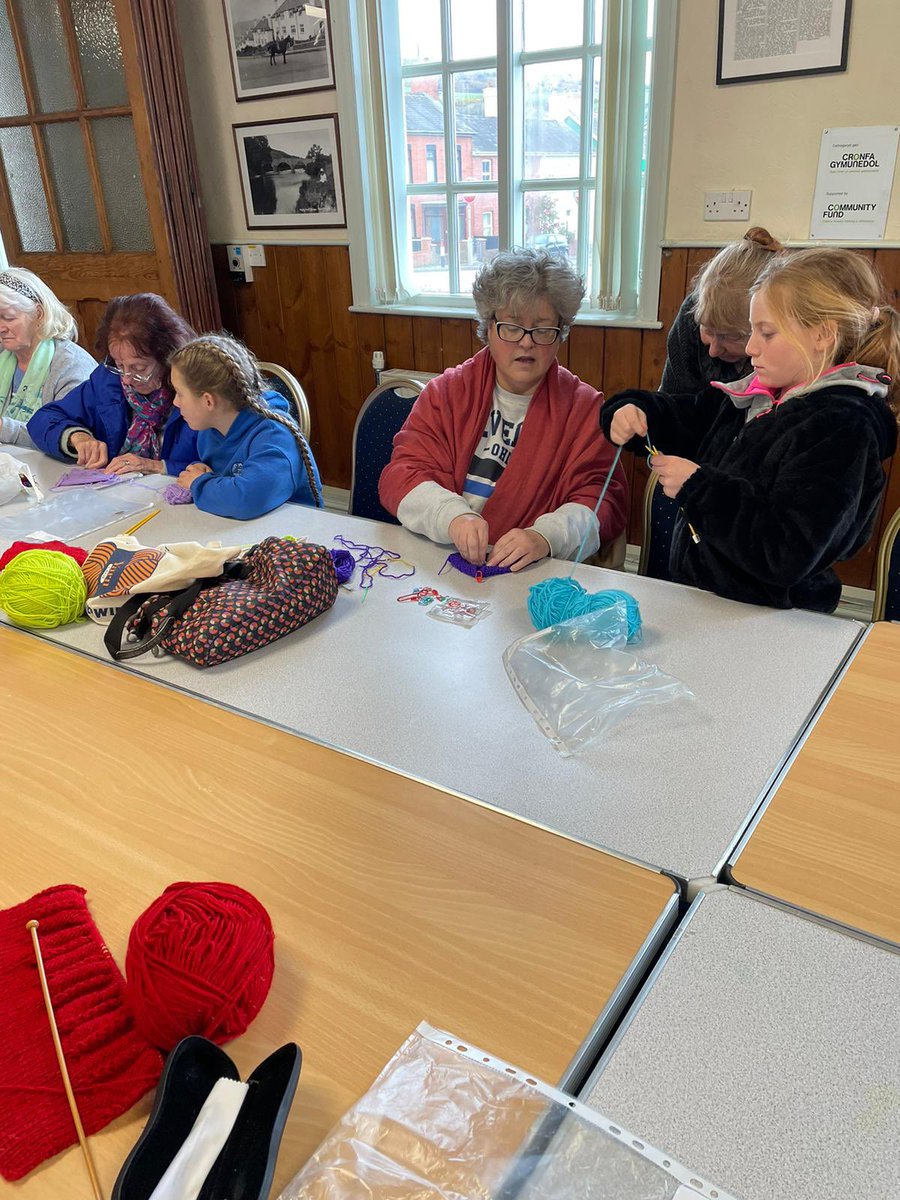 Great to visit Penparcau knit and chat club again this afternoon. Great to have a chat and we can’t believe how much progress the children are making with their knitting! Diolch am y croeso. Thank you for the welcome! #Community