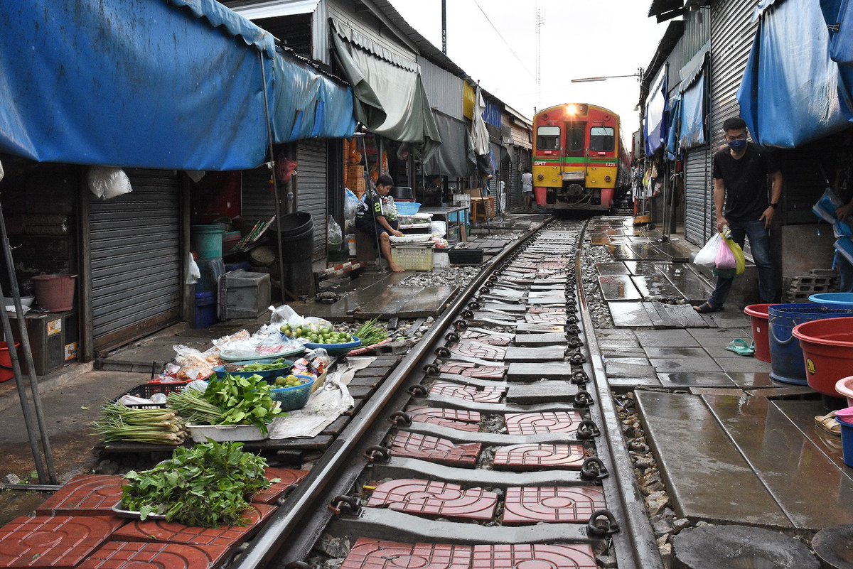 メークロン：市場と危険が交わる場所