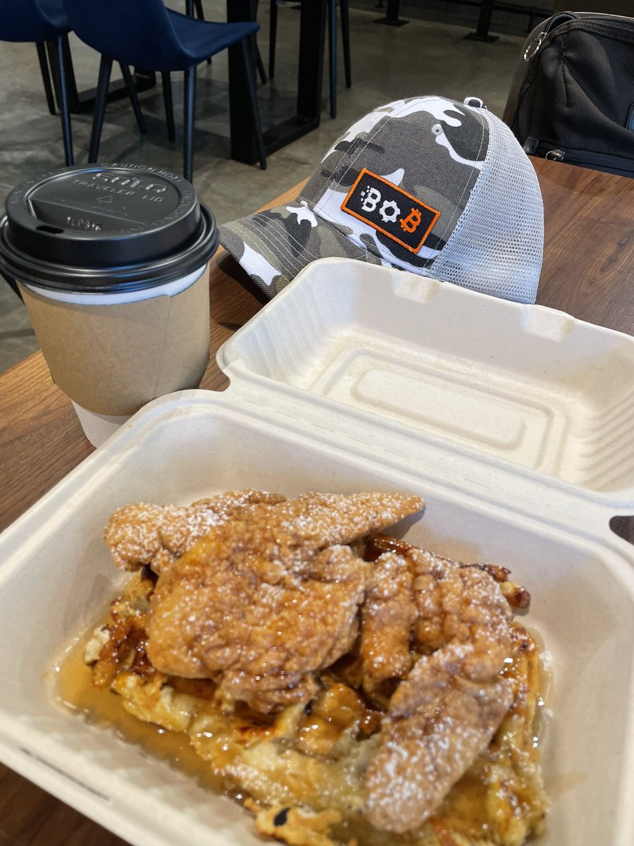 BOBSpace_BKK's tweet photo. #UncleBOเธฟ in Houston for #Empower2023 Energizing Bitcoin. Grabbed some muy scrumptious chicken & waffles along the way. The day is looking good โฆ https://t.co/81GeqDg2Nx