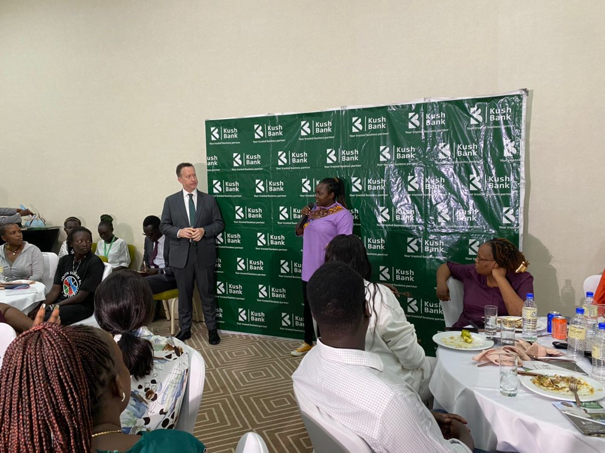 Gr8ful to @kushBankss CEO @RyanOGradyCEO for the special lunch on #InternationalWomensDay.Shared  insightful stories, progress and challenges In 🇸🇸 & sought ways to make life easier and better while banking with @KushBanks
#InternationalWomensDay 
#Innovation4equality
#SSOT