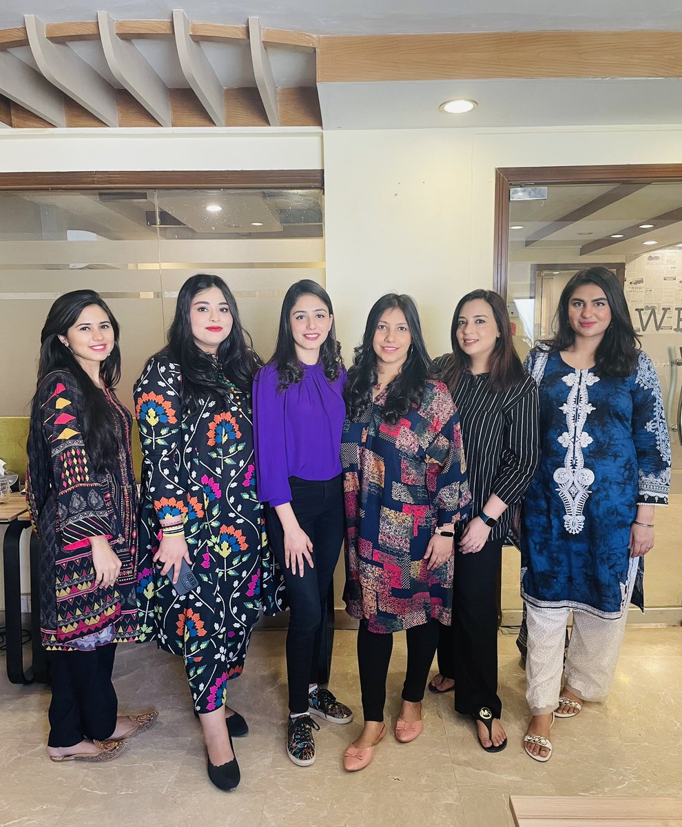 MediaMattersPK's tweet photo. Happy International Women’s Day from the Super Girls at Media Matters Communications! ❤️

#iwd2023 #womensday #mediamatterspk #supergirls #girlsinpr #8MarchWomensDay https://t.co/Cd8gNVNXfX