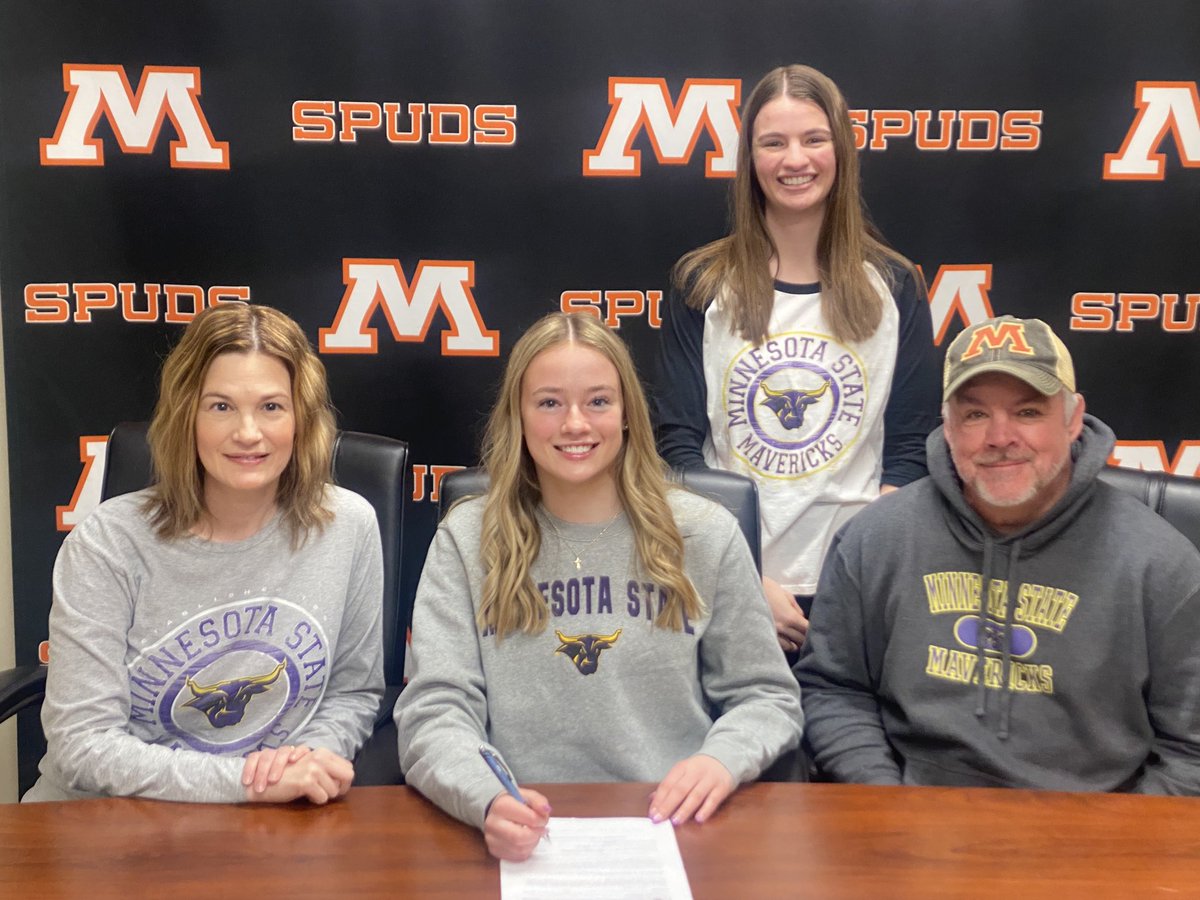 MHSSpuds's tweet photo. Congrats to Spud Danielle Malone on her commitment to run CC/T-F at Minnesota State Mankato! https://t.co/nrFH0Xm2Yr