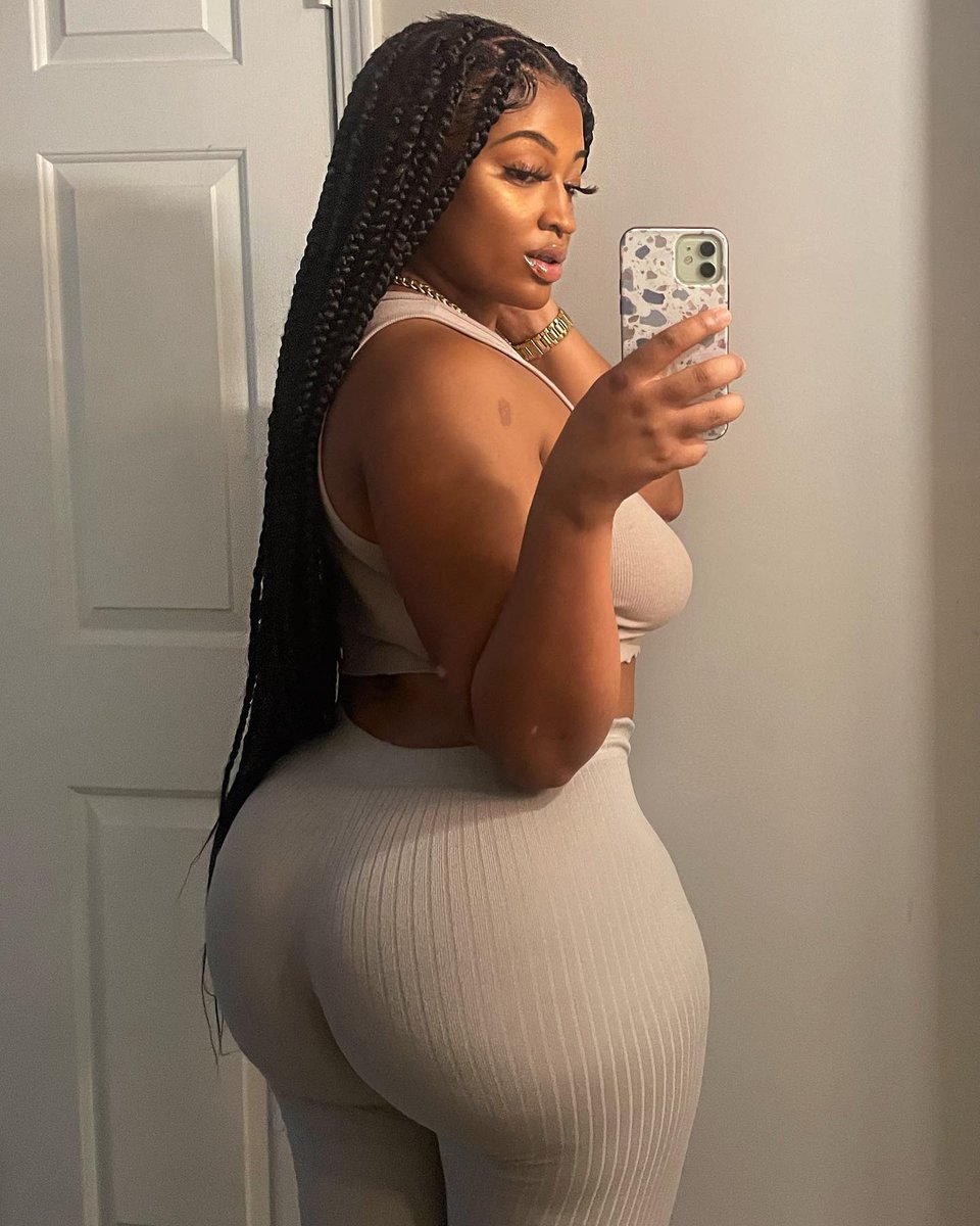 melaninpalace's tweet image. muva 🍑