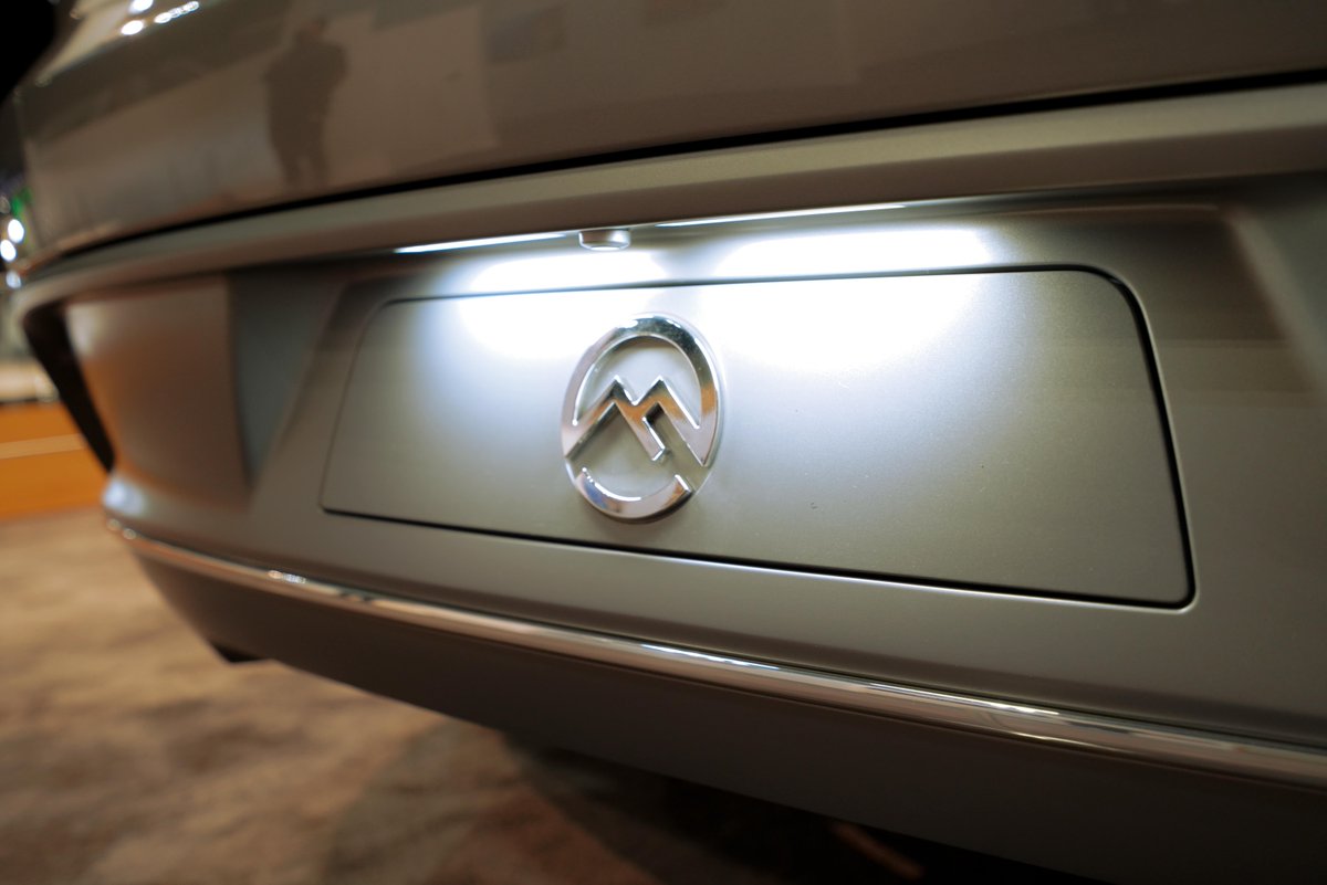 Nasdaq approves 180-Day extension for #MullenAutomotive to meet minimum $1 bid price. Company has until Sept. 5, 2023, to cure the minimum bid price deficiency. $MULN

Learn more -  hubs.ly/Q01FQX7K0