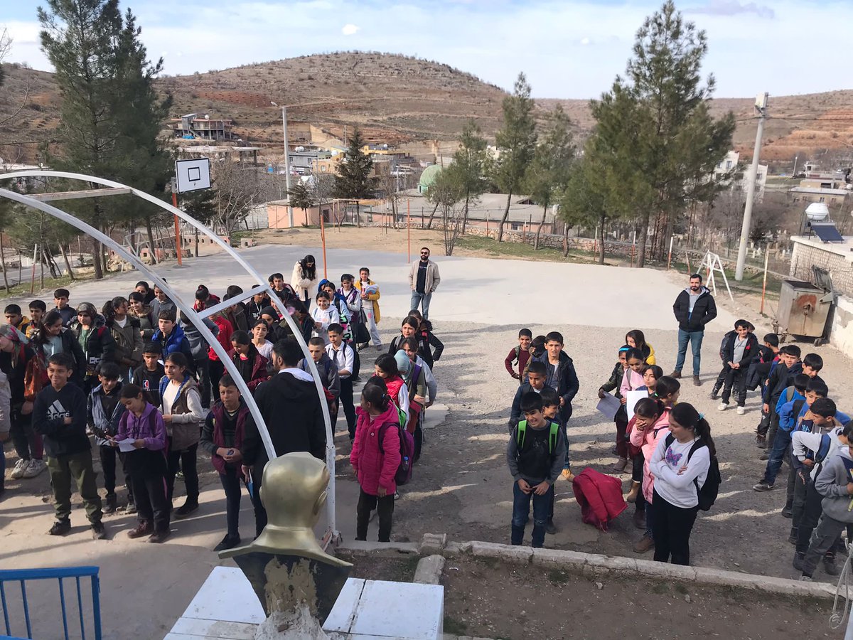 SehitFasih's tweet photo. Okulumuzda 8 Mart Dünya emekçi kadınlar günü kutlama programı yapıldı. Emeği geçen öğretmen ve öğrencilere teşekkür ederiz. 8  Mart Dünya Emekçi Kadınlar günü kutlu olsun. https://t.co/JPhvCZjEoU