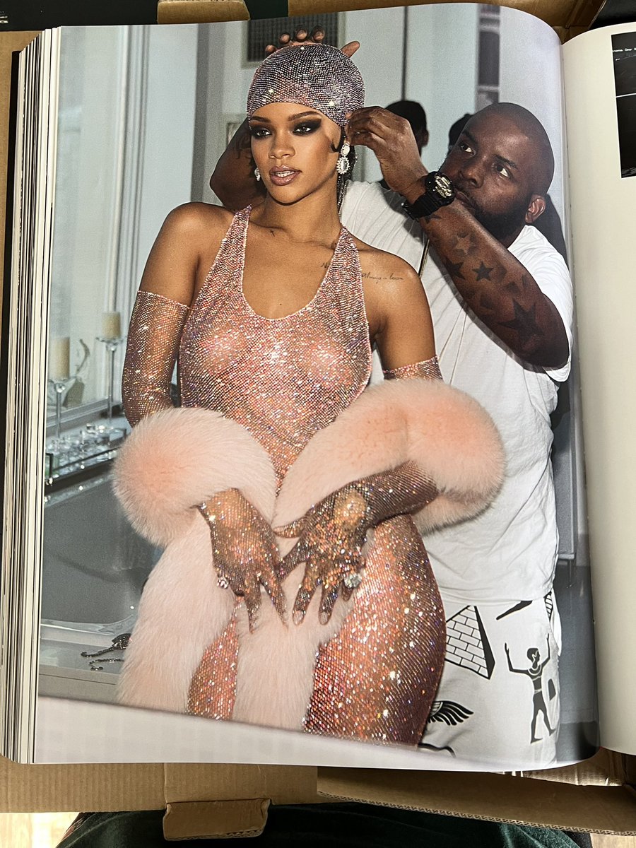 Ⓜ️🅰️Rℹ️⭕️ tweet media