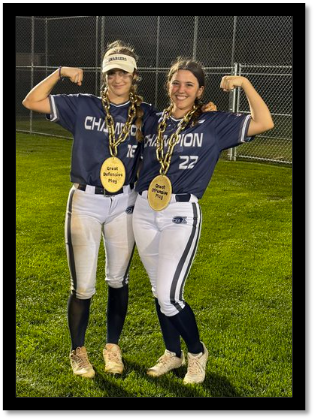 RadioBoerne's tweet photo. Wednesday Report - 3/8/23
Audio/blog: https://t.co/ZqYsFHxWBo
🥎Emily Young gets Defensives Play of the Game/Lilly Richie gets Offensive Play of the Game in Charger Softball win over Wagner.
⚾️Greyhounds beat Bandera 10-0.
🎾Geneva Tennis plays St. Mary's Today
#LineTheStreets https://t.co/yfB0HHTsjH