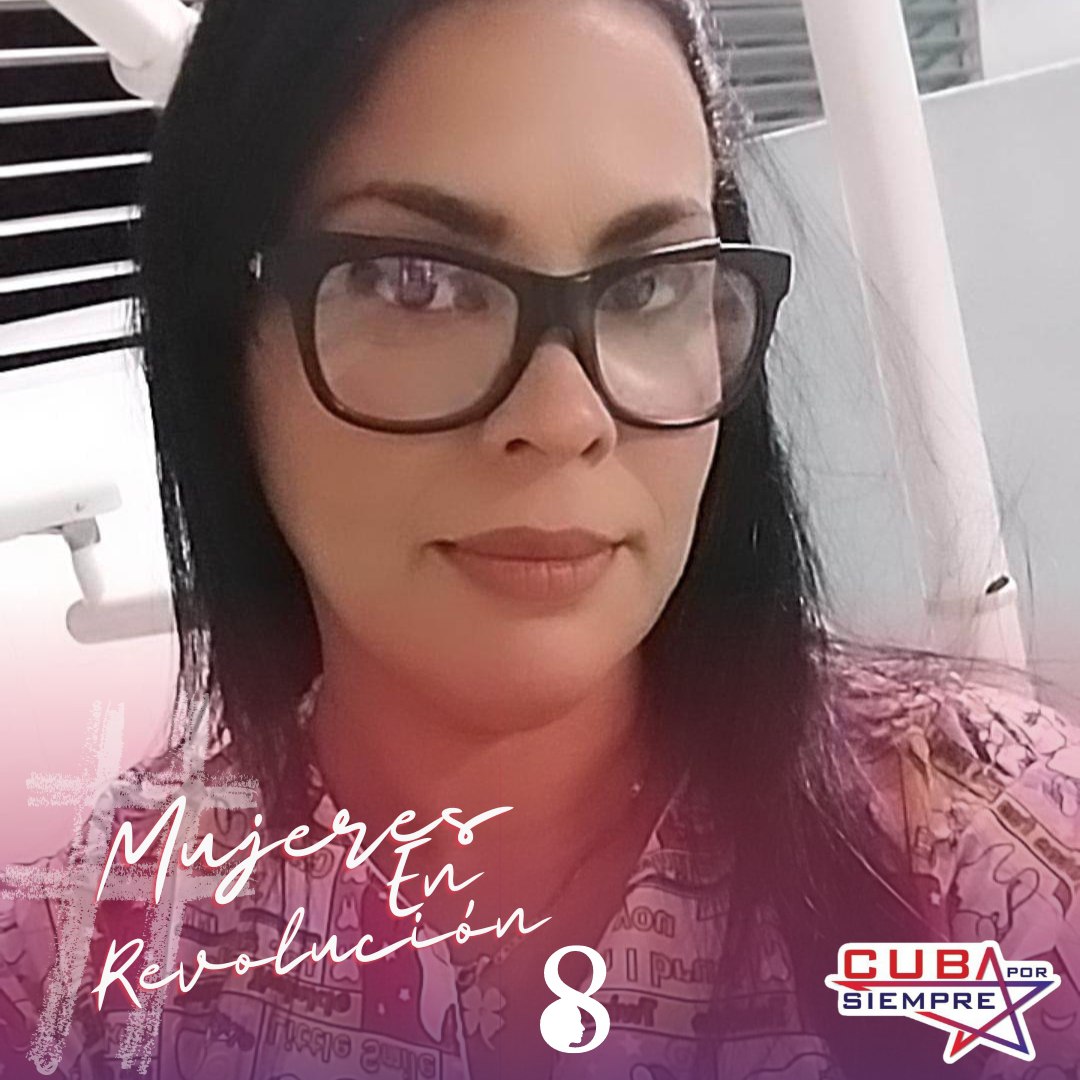 En #Cuba siempre s ha contado con la presencia invariablemente entusiasta y patriótica de la mujer cubana.

¡Feliz día internacional de la mujer!
  
#MujeresEnRevolución 🇨🇺 #CubaPorLaVida 💖 #MejorEsPosible 💖

<a href="/cubacooperaven/">Brigada Médica Cubana en Venezuela</a> <a href="/FMC_Cuba/">FMC de Cuba</a> <a href="/TeresaBoue/">@SecGFMC</a>