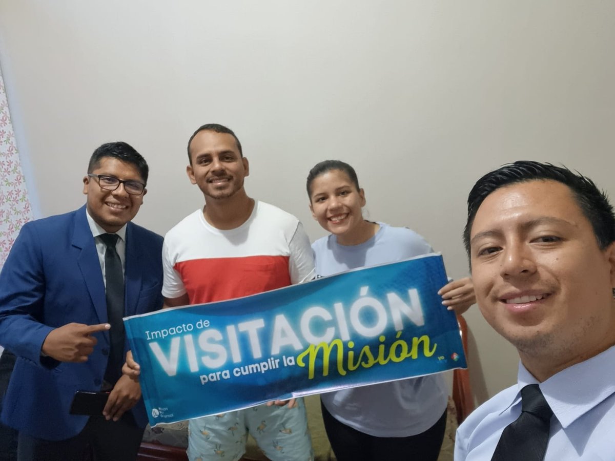 fernet44's tweet photo. Al visitar los hogares 👪 de la iglesia, podemos construir lazos👐 más fuertes entre las personas 👨👩 y fomentar un sentido de compromiso 🤝 con el Señor ✝️ más profundo y significativo #VisitaciónMNO #RID #Reavivar https://t.co/GCtCcMV5JG