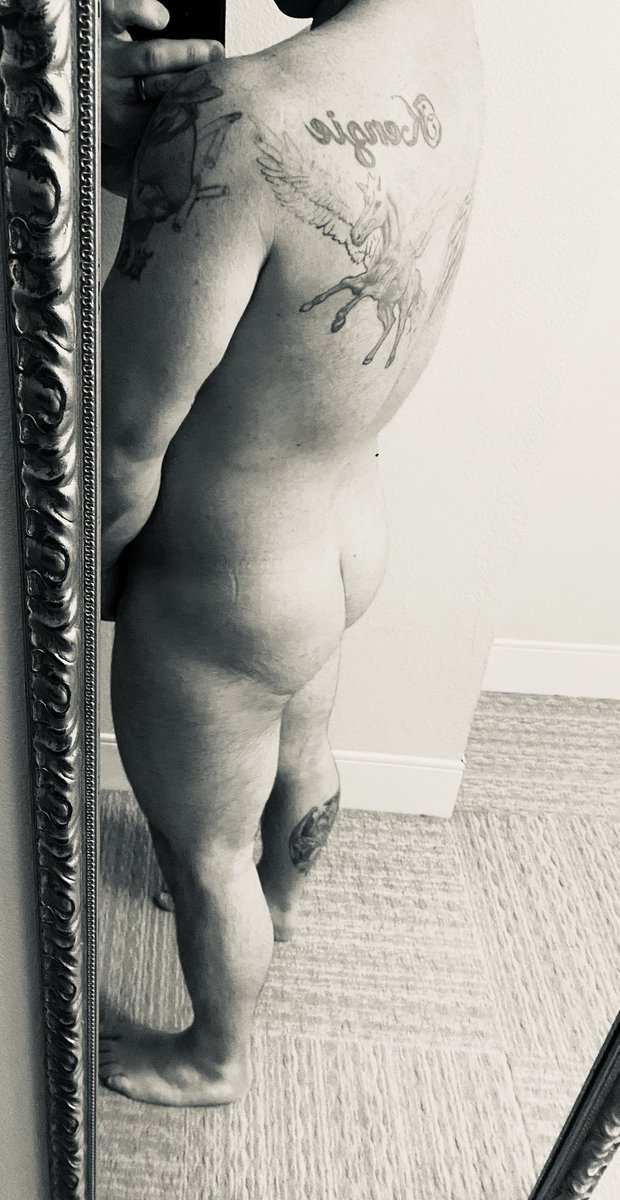 No profound thoughts or witty puns, just thought I’d celebrate #humpday by showing you my ass. <a href="/HedoAlycat23/">Aly</a> #24daystillhedo
