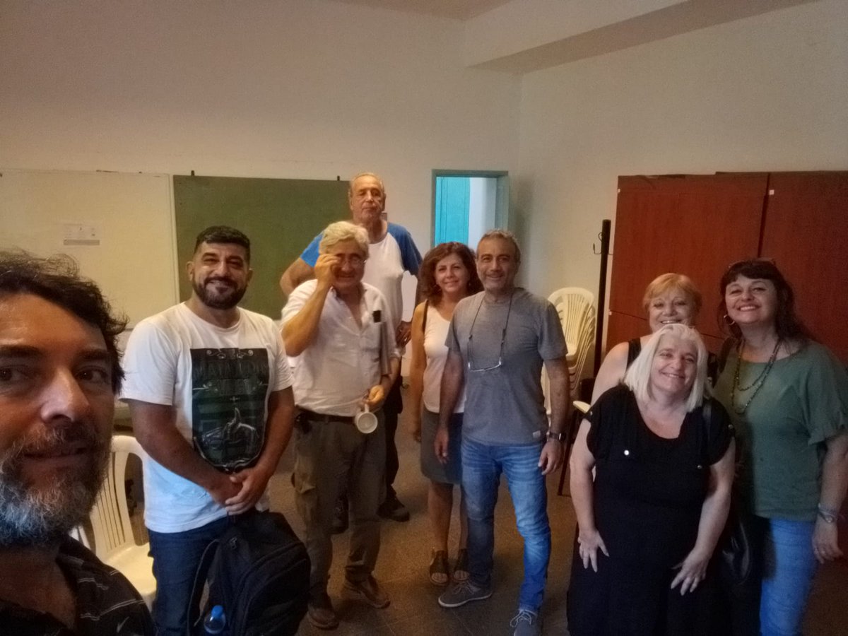 faviopirone's tweet image. Reunión del grupo de gestión de la @MtycParque Avellaneda con la junta comunal 9 Lisandro de la Torre. Variada agenda de trabajo. Arbolado y riego. Área de protección histórica. Entrada de Remedios. Nueva obra de @AySA_Oficial los 20 años de la ley 1153, el homenaje a Tito, etc.