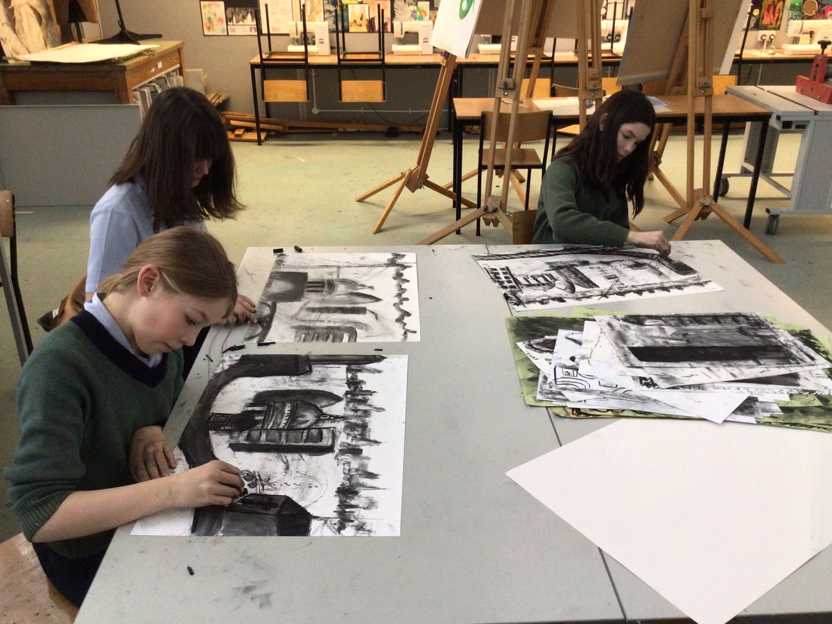 EmbleyArt tweet media