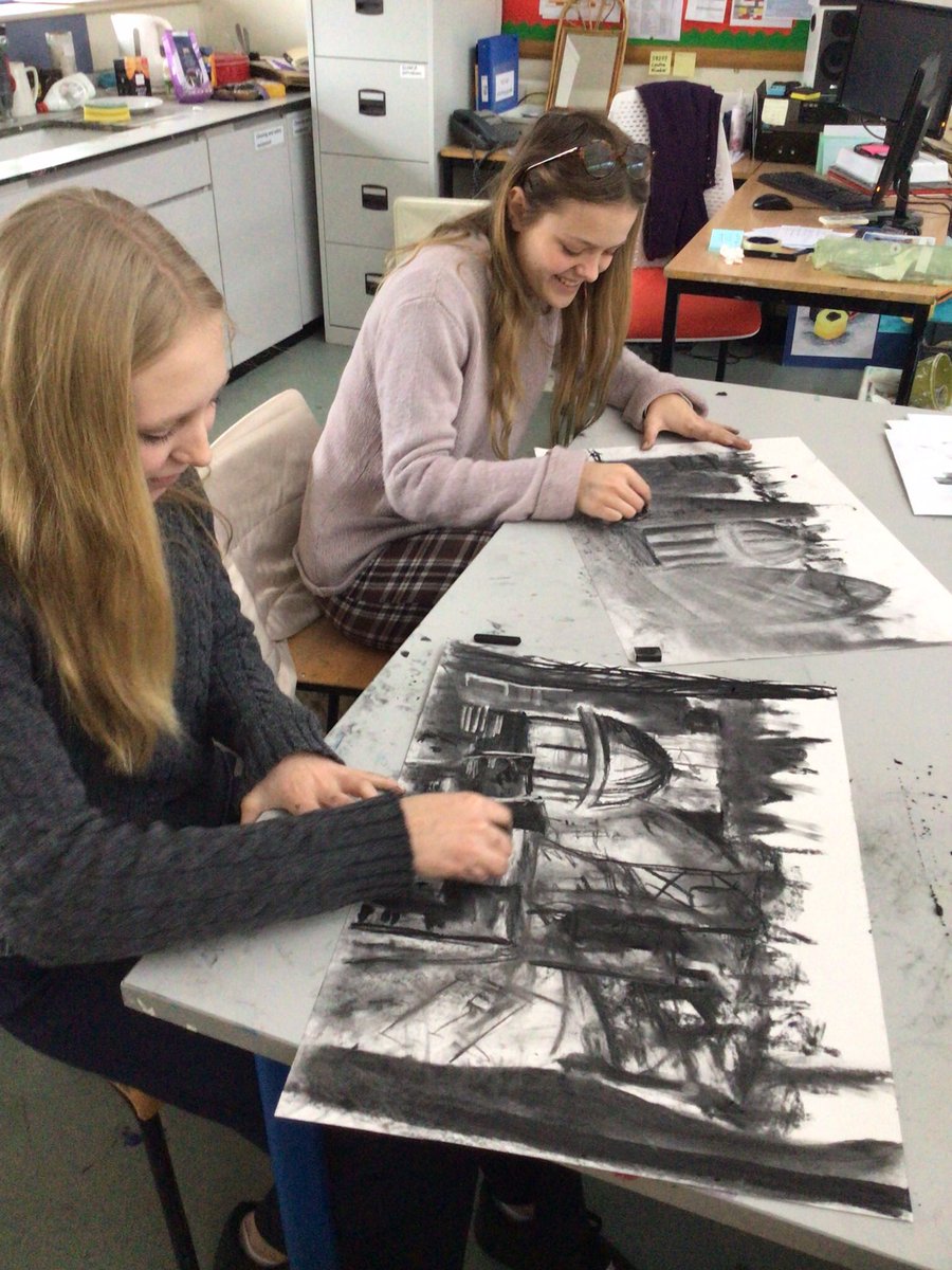 Our Art and Design scholars and sixth formers are having a brilliant day exploring the energy of the city as part of their ‘urban drawing’ workshop. They are being encouraged to take risks, explore creative possibilities and be decisive.
