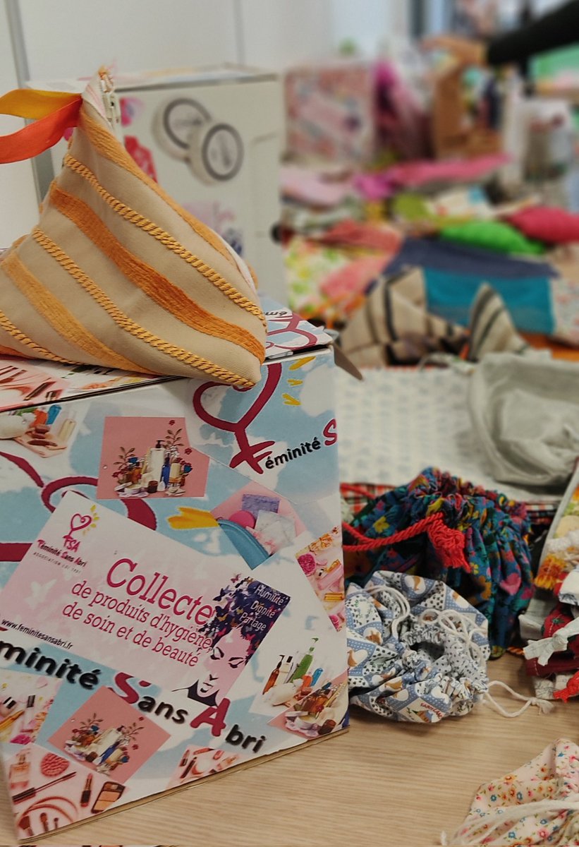 Forte mobilisation des bénévoles Hôpital de jour MGEN, Club Santé Sénior MGEN31, Association Espoir et salariés @groupe_mgen pour  <a href="/feminitesansabr/">Féminité Sans Abri</a>. Collecte de produits d'hygiène/confort et production de trousses de toilettes pour les femmes sans abri #JourneeDesDroitsDesFemmes