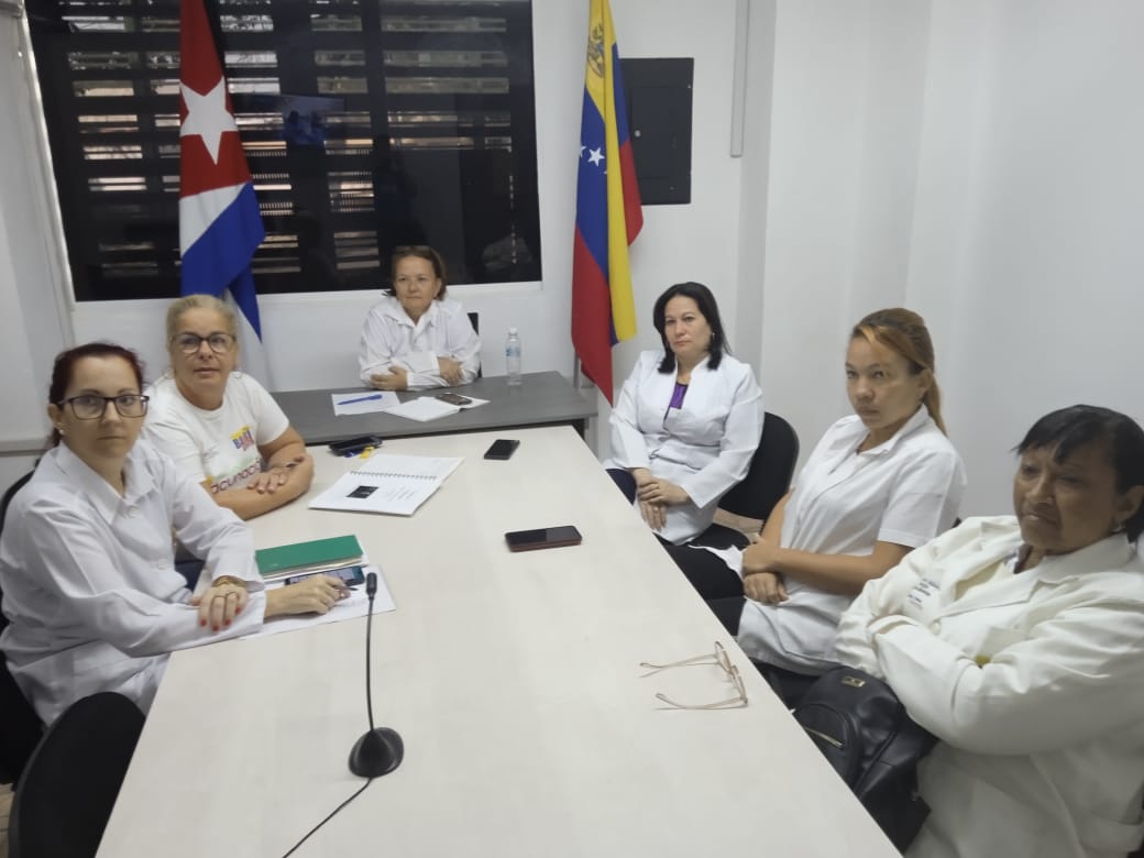Desde la Dirección Nacional de Docencia de la Misión Médica Cubana en #Venezuela se imparte videoconferencia, con la participación de los 24 estados.

¡Feliz día internacional de la mujer!
  
#MujeresEnRevolución 🇨🇺 #CubaPorLaVida 💖 #MejorEsPosible 💖

<a href="/cubacooperaven/">Brigada Médica Cubana en Venezuela</a>