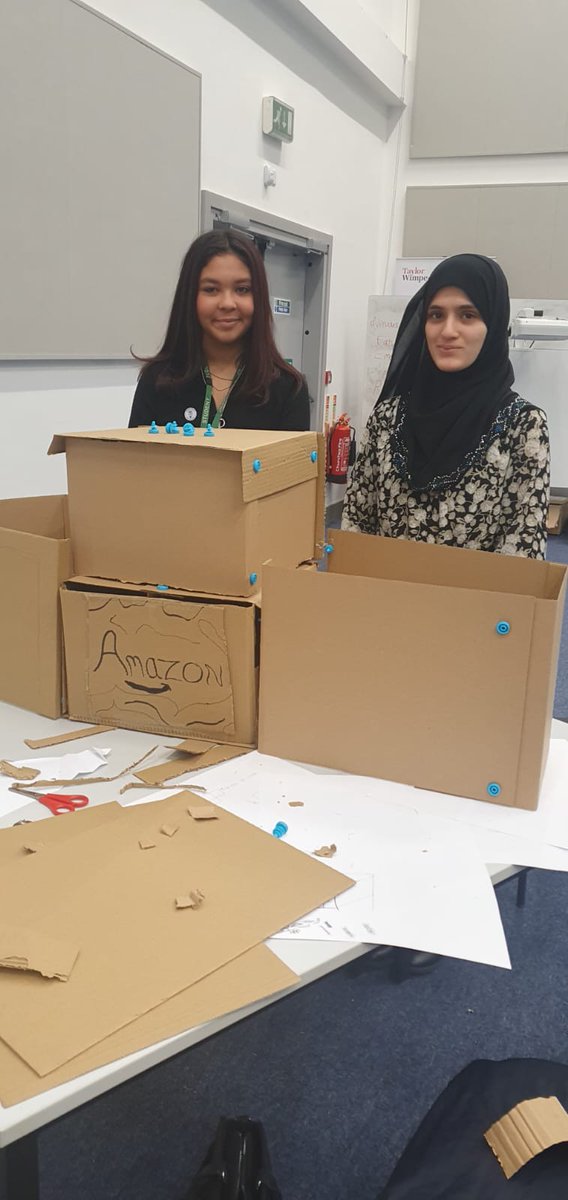 BakerDearing's tweet photo. Student teams present their ideas for @amazon to judge the winners from each UTC!
@utcswindon @AylesburyUTC #UTCAmazonChallenge #thinkUTC https://t.co/YJgzDcsDQ0